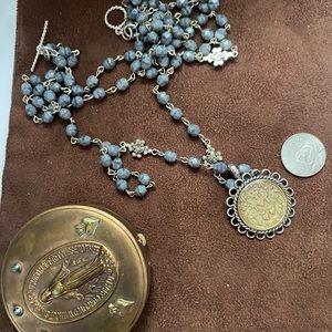 VSA choker 16”to 20” with pendant only case sold !!!!